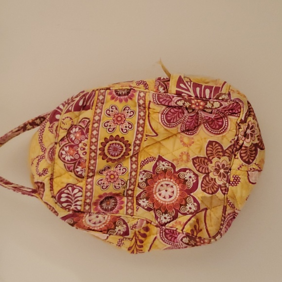 Vera Bradley mini backpack and matching lunch box. - Picture 4 of 4
